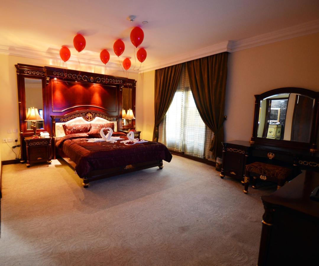 The Convention Center & Royal Suites Hotel Kuwait City Esterno foto
